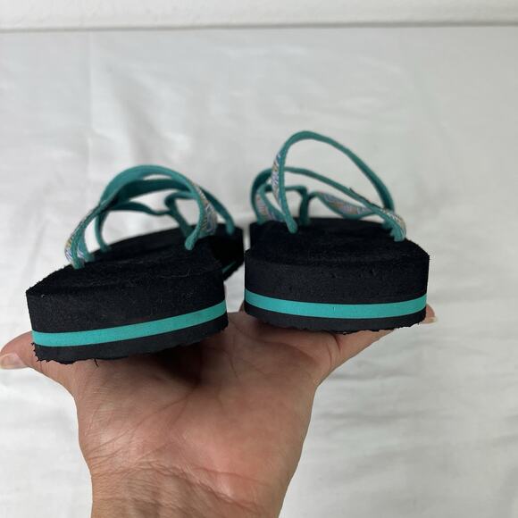 Teva Olowahu Green Slip On Sandals Size US 8, bohemian, hippie, colorful, resort - Picture 5 of 6